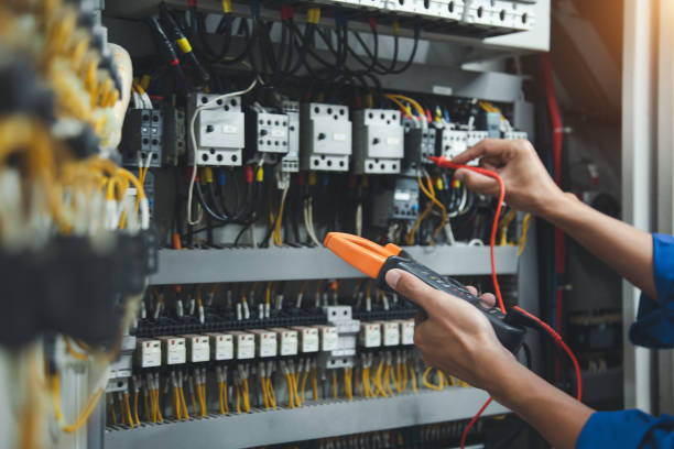 Best Electrical Contractors for Businesses  in Gladeview, FL